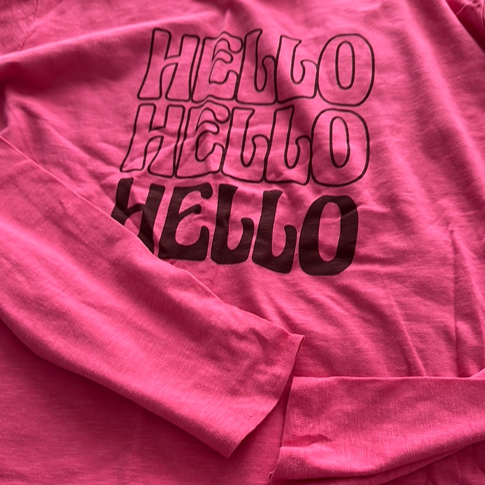 Pink Long Sleeve Shirt with 'Hello' Print xl nwot from Vada Winter